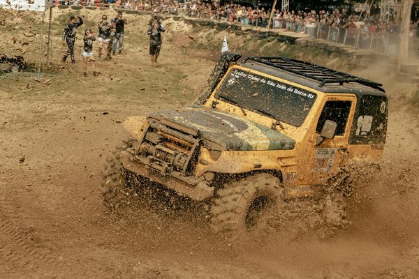 Le rôle de la suspension dans le freinage efficace d'une voiture